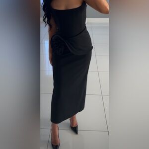 Elegant Black Dress with Floral Detail